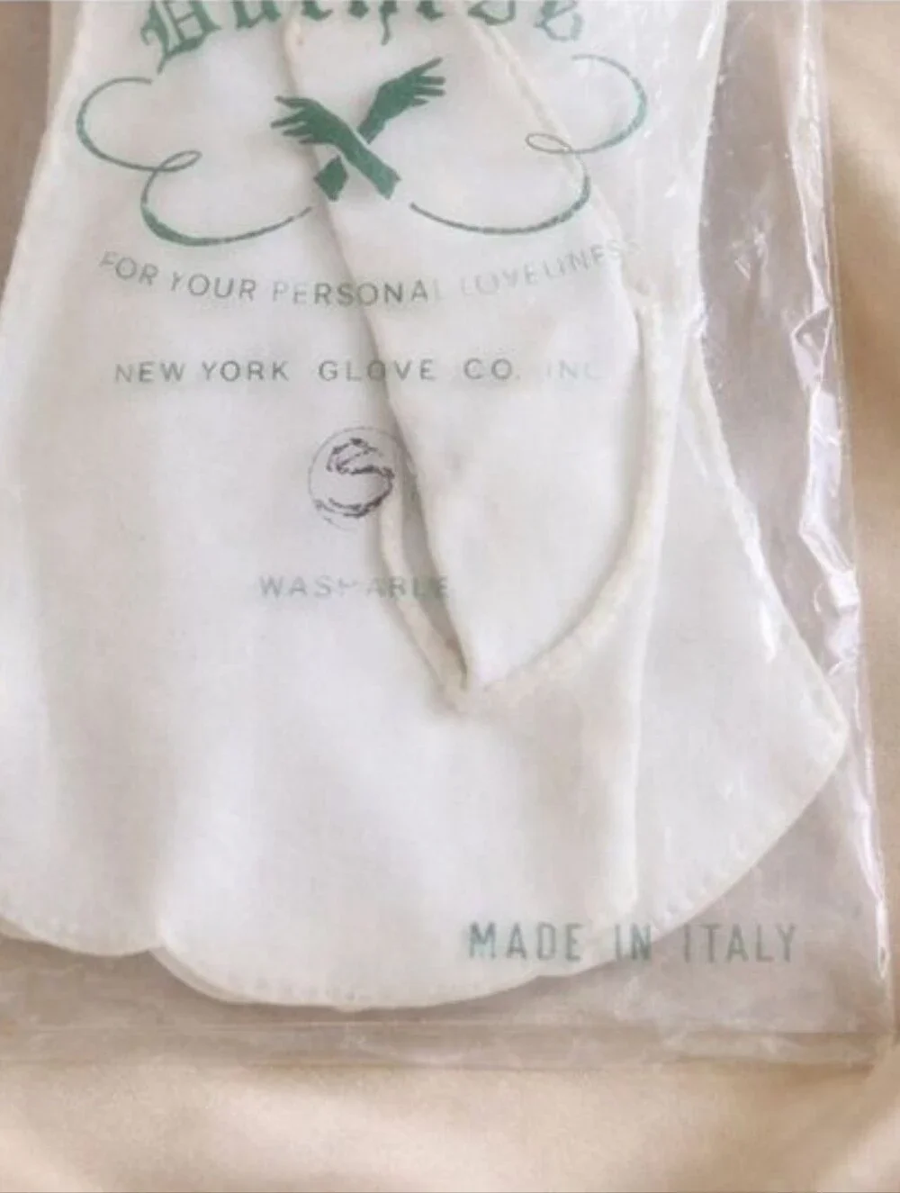 Vintage 1950s New York Glove Company “Duchess” White Formal Gloves Small